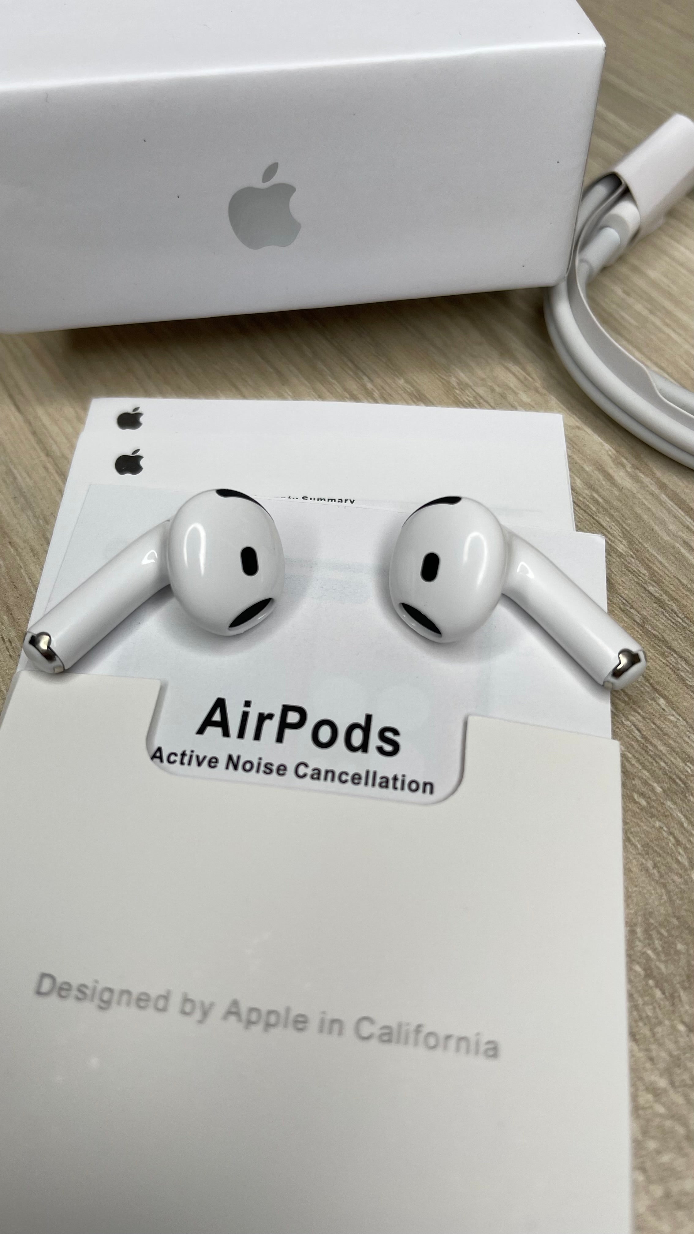 Fone de Ouvido sem Fio AirPod 4 Geração - com Microfone e Cancelamento de Ruído Linha Premium Logo da Maçã